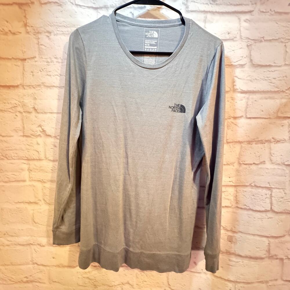 The North Face gray long sleeved t-shirt sz M Never Stop Exploring #outdoors